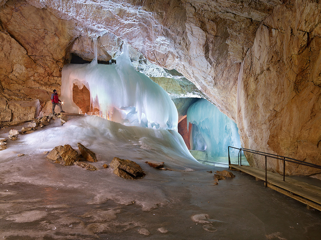 Ледяная пещера Айсризенвельт, Австрия