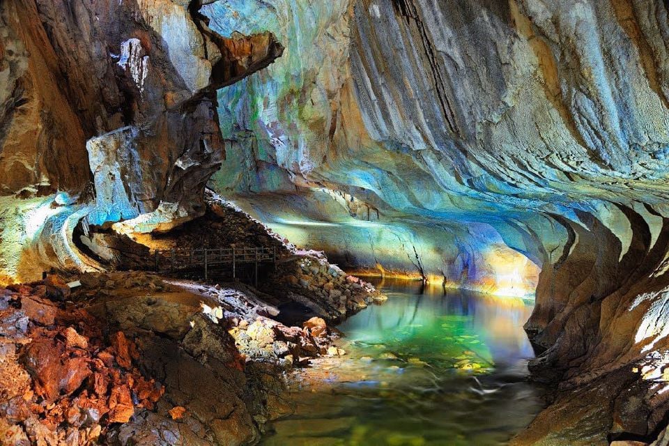 Пещера Мулу, Малайзия